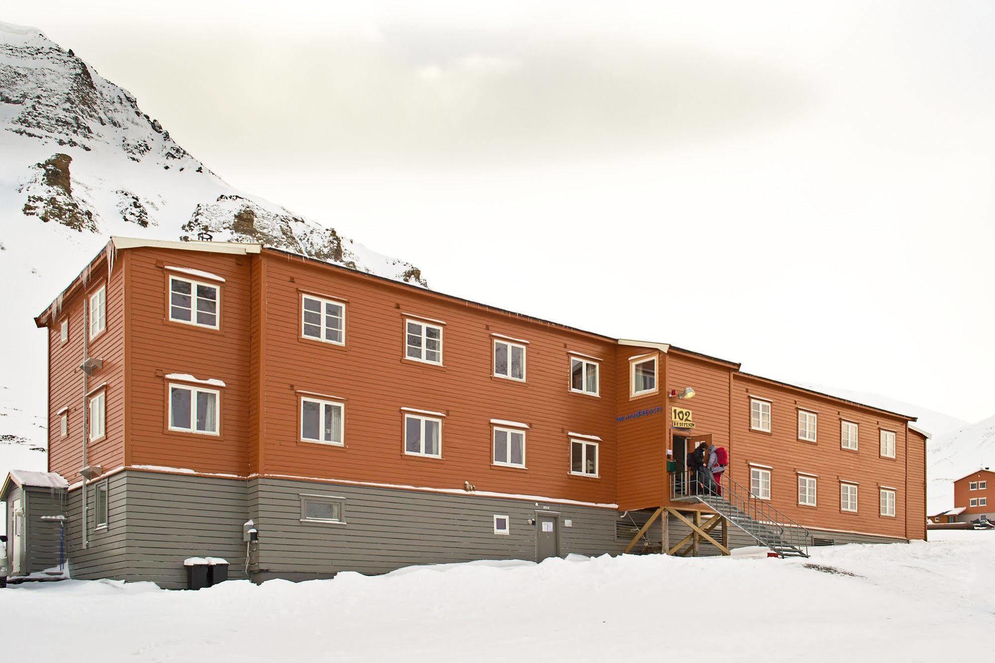 Gjestehuset 102 Longyearbyen Exteriör bild