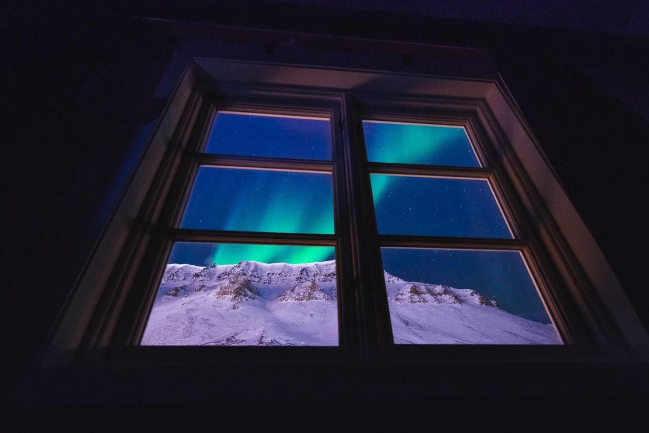 Gjestehuset 102 Longyearbyen Exteriör bild
