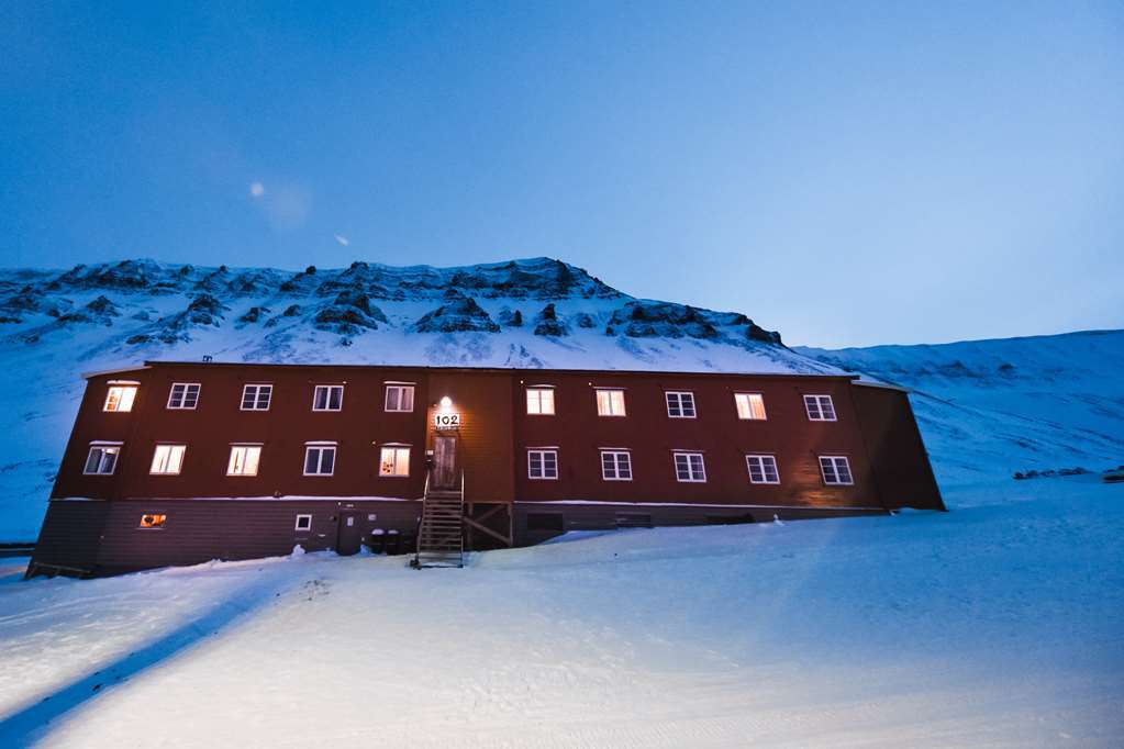 Gjestehuset 102 Longyearbyen Exteriör bild